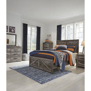 Wynnlow Gray Full Crossbuck Panel Bed | B440 - bellafurnituretv