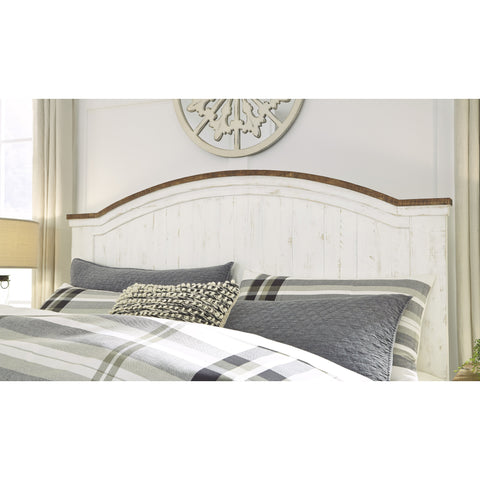 Wystfield White/Brown Queen Panel Bed - bellafurnituretv