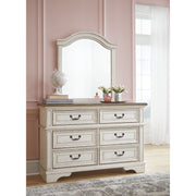 Realyn Chipped White Youth Mirror - bellafurnituretv
