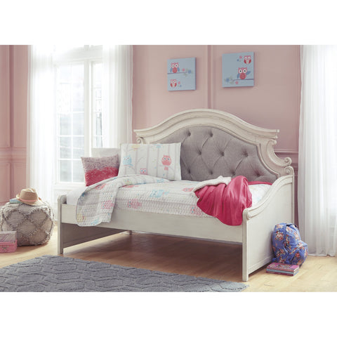 [SPECIAL] Realyn Chipped White Twin Daybed - bellafurnituretv