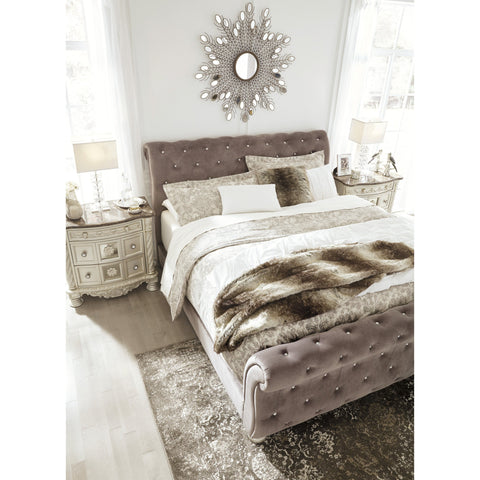 Cassimore Gray King Upholstered Bed - bellafurnituretv