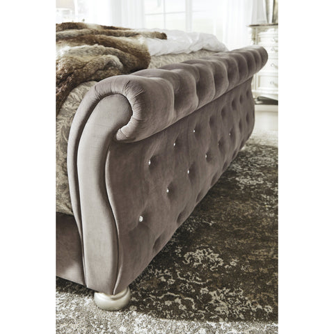 Cassimore Gray/Pearl Silver Upholstered Bedroom Set - bellafurnituretv