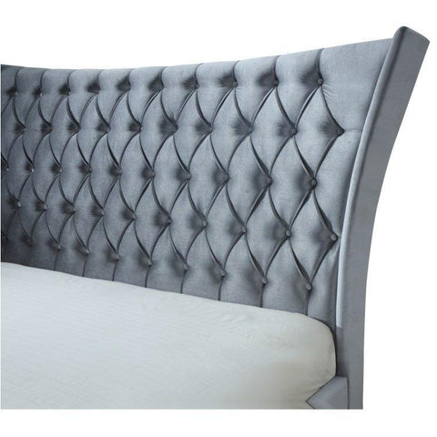 Gabriella Velvet Gray Queen Upholstered Platform Bed | 5102 - bellafurnituretv